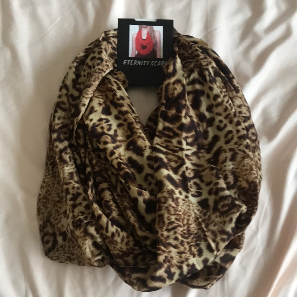 Scarf -new
